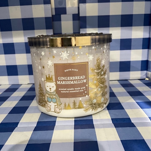 Gingerbread Marshmallow candle - Picture 1 of 3